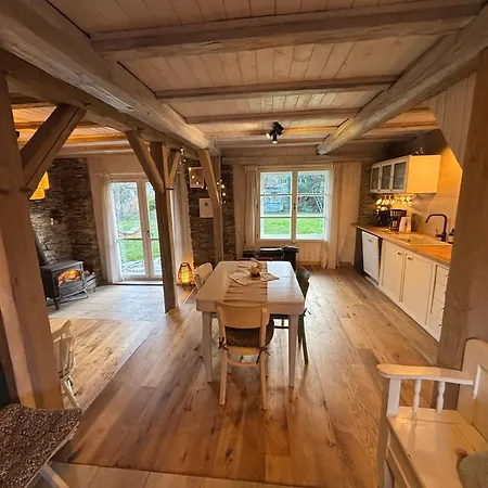 Stodola Jankovna Апартаменты Skuhrov (Jablonec nad Nisou)